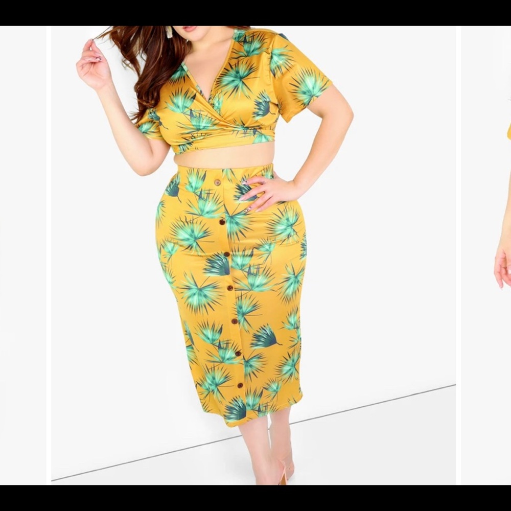 2 piece set from REBDOLLS